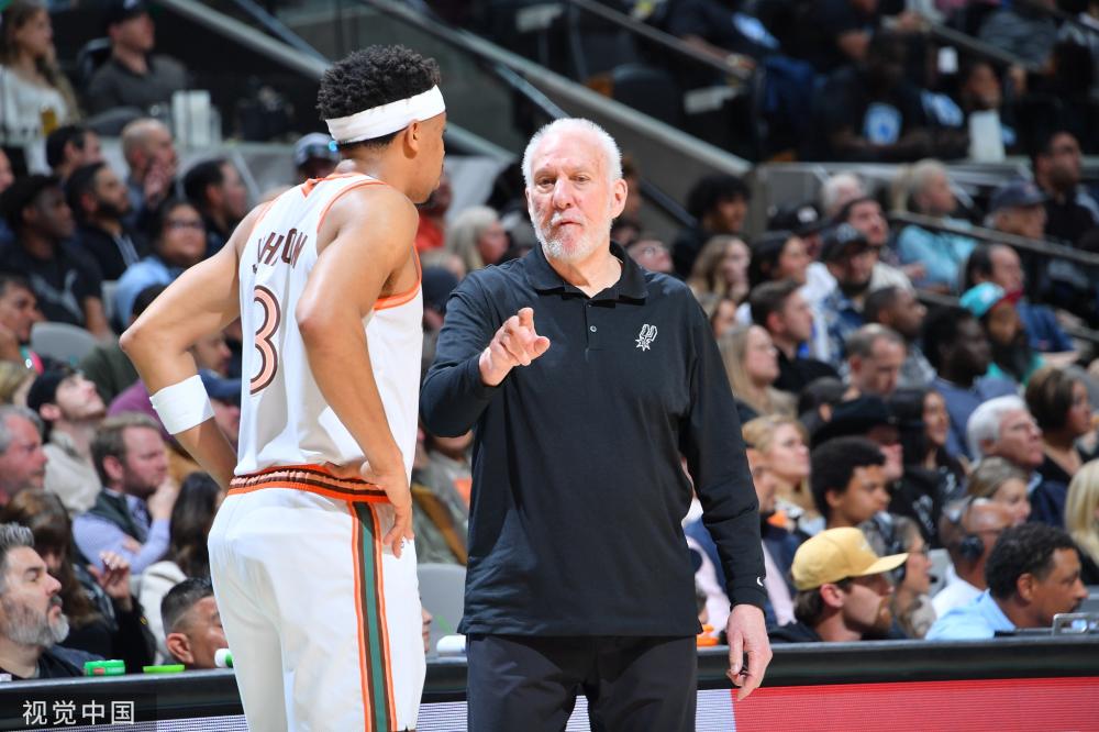 足球注入新 足球注入新