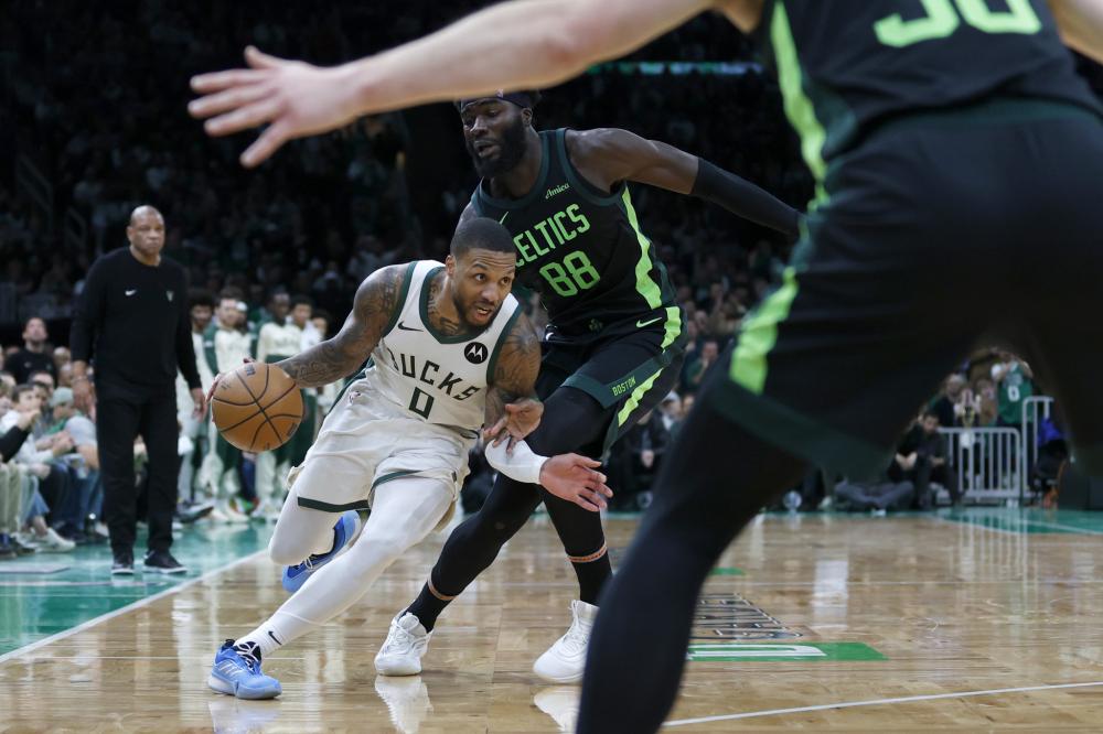 但他始终保 但他始终保